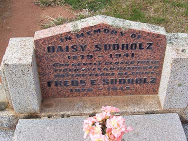 DAISY EMMA SUDHOLZ